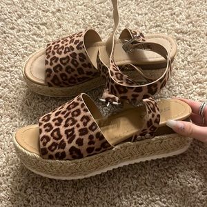 Leopard sandals